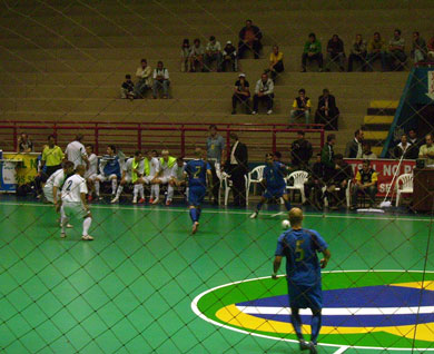 Camaron in action (Photo courtesy: Mateus Comberlato)