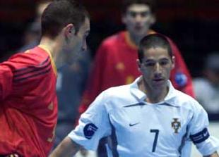 Javier Sanchez against Andr�, Euro 2003