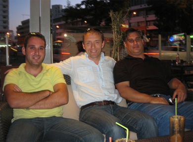 Laurent Morel with Christos Michaelides (left) and Yiannis Vakis (right) (Photo courtesy: Yiannis Vakis - Futsal Cyprus)