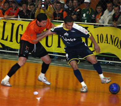 Marcio vs Romulo (Photo courtesy: Beto Costa - CBFS)