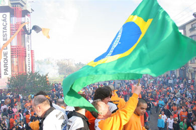 Have a look at the crowd: this is futsal passion! (Photo courtesy: Renato Zaro)