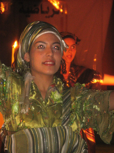 A local beauty in the inaugural day (Photo courtesy: Kooora Forum)