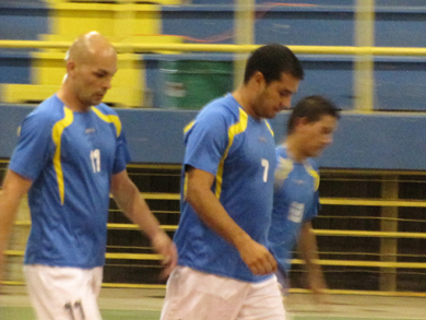 Fortuna de Desamparados apuesta a la experiencia para pelear y por qué no, ganar el título este año. En la gráfica Yanán Montoya (11) y Danny Fuentes (7) anotaron dos goles cada uno (Photo courtesy: Rafael Palacino - Lifutsal)