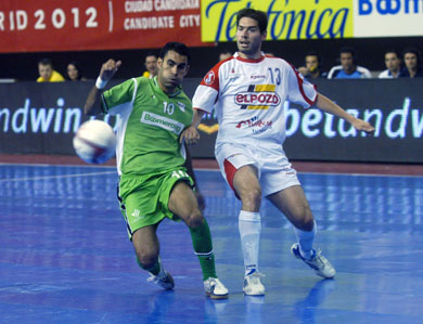 Joan vs Kike (Photo courtesy: LNFS)