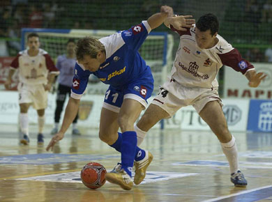 Marcelo vs Giustozzi (Photo courtesy: AP Spain - LNFS)
