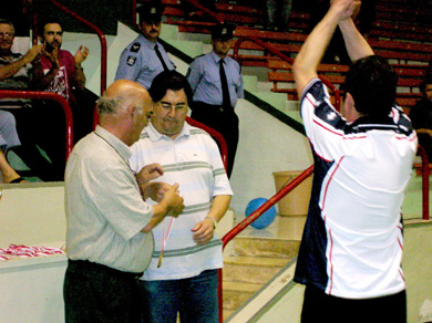 Vice-Captain Marvin Spiteri pays tribute to the supporters (Photo courtesy: Jeepers Handyman Centre Web Site)