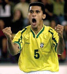 Manoel Tobias is leaving futsal. We will miss him (Photo courtesy: Gazeta Press)