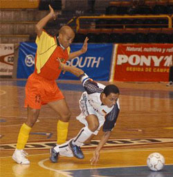 Deportivo Kansas vs Samanes de Aragua (Photo courtesy: http://www.hoy.com.ec)