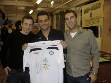 Manchester Futsal Club meet with Falcao (Photo courtesy: Manchester Futsal Club)