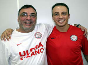 Miltinho (left) during the Ulbra experience, here with Sandrinho (Photo courtesy: Ulbra)
