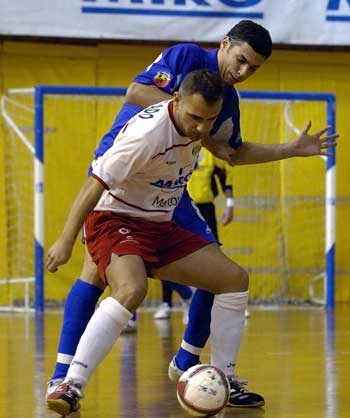 Dani Salgado in action (Photo courtesy: Enrique Serrano - LNFS)