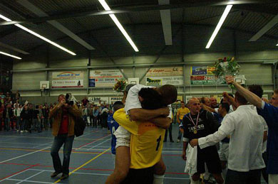 Peter Rozenbeek and mates celebrating... (Photo courtesy: Leo Giovannangelo)