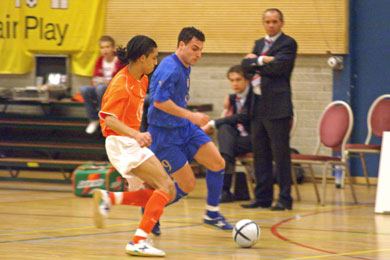 Fabiano vs Idlaasri (Photo courtesy: Leo Giovannangelo)