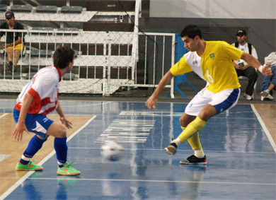 Gabriel in action (Photo courtesy: Manolo Quiroz/CBFS)