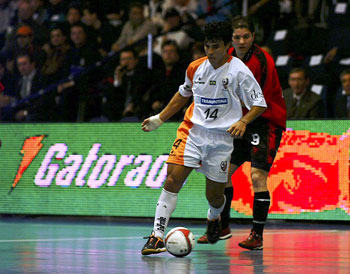 Pablo vs Eli (Action 21) (Photo courtesy: Enrique Serrano - LNFS)