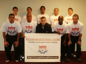Pittsburgh Futsal Clube, regional and National champions 2004 (Photo courtesy: http://www.pittsburghfutsal.com)