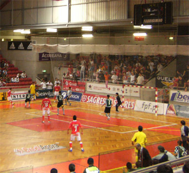 Benfica dangerous in the Cristiano*s area (Photo courtesy: Nuno Silva)