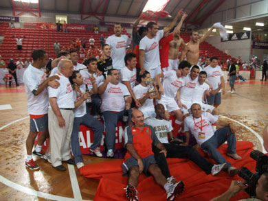 Party goes on (Photo courtesy: SL Benfica)