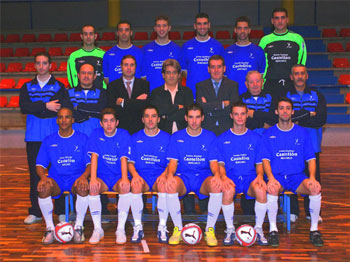 Povet,com won the first match (Photo courtesy: http://www.povet.com/futbolsala/contenido.htm)