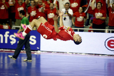 Can Wilde fly? (Photo courtesy: AP Photo Spain - LNFS)