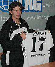 Rafael during the press conference (Photo courtesy: Toligma)