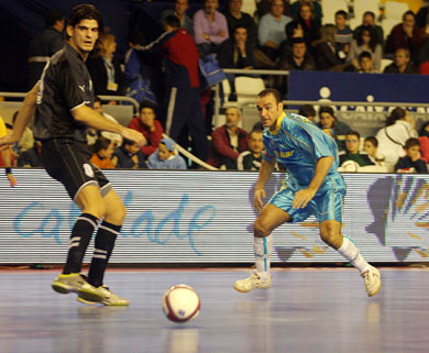 Regueira vs Kouvaras (Photo courtesy: LNFS Aphoto Spain)