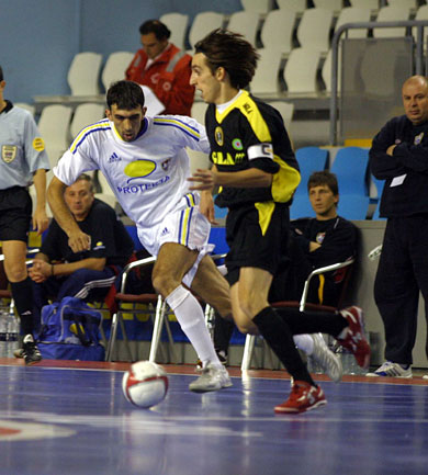 The argentinian Hernan Garcias in action (Photo courtesy: LNFS Aphoto Spain)