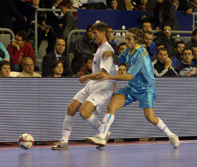 Jarni vs Dud� (Photo courtesy: LNFS Aphoto Spain)