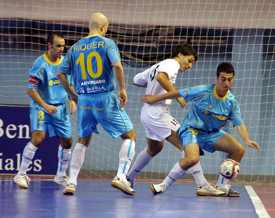 What a talent for Azkar Lugo: Adri! (Photo courtesy: LNFS Aphoto Spain)