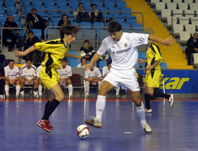 Garcias vs Banic (Photo courtesy: LNFS Aphoto Spain)