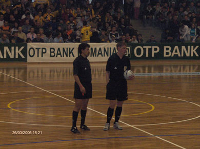 Refereeing couple: Veng and Sorescu during the time out minute (Photo courtesy: Cristi Vornicu)
