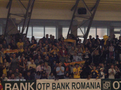 Odorheiu Secuiesc Sport Hall: sold out! (Photo courtesy: Cristi Vornicu)