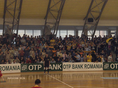  Another proof of the futsal hunger in Romania! (Photo courtesy: Cristi Vornicu)
