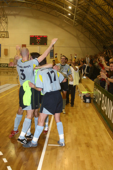 Great party in Odorheiu Secuiesc! (Photo courtesy: Udvarhelyi Hirado)