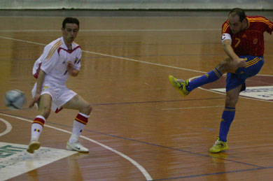 Attempt by Javi Rodriguez (Photo courtesy: Dan Marinescu - Jurnalul National)