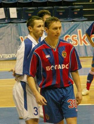 Kolesnikov (CSKA) vs Tretyakov (Geolog) (Photo courtesy: Superleague)