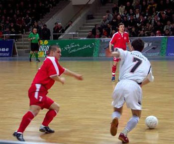 Shirochenkov vs Khamadiyev (Photo courtesy: Superleague)