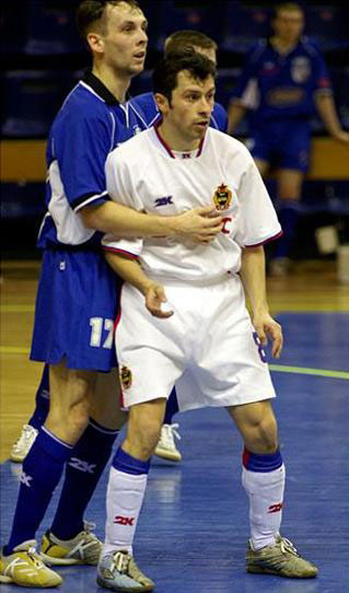 Fadeev (Lokomotiv) vs S. Antipov (CSKA) (Photo courtesy: Superleague)