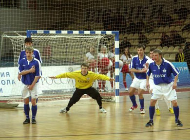 Geolog defence in action (Photo courtesy: Superleague)