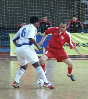 Brazilian duel: Serjao vs Kaka (Photo courtesy: Spartak Shelkovo)