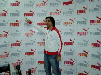 Vahid Shamsaee and Puma together! (Photo courtesy: Mahdiar Ghaffari)
