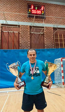 Sinovcic wins 1st championship with Alumnus 