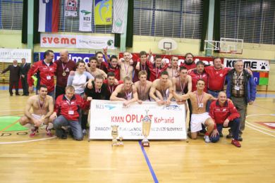 The Winners: Oplast Kobarid! (Photo courtesy: SloFutsal)