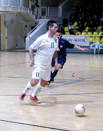 Edgar Shurtz in action ... (Photo courtesy www.futsalslovakia.sk)