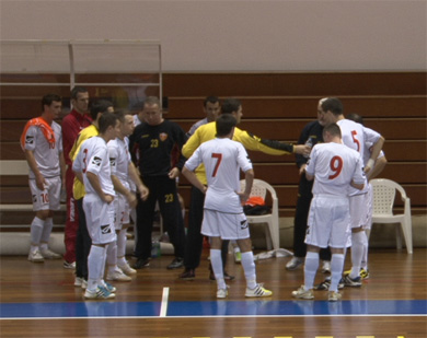 Montenegrian time-out by Sveto Ljesar (Photo courtesy: San Marino FA)