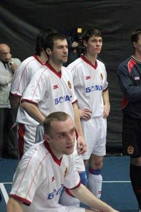 CSKA bench, from the left to the right: Denis Kalinin, Artem Kovalev and Serguei Sergueev (Photo courtesy: CSKA)