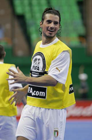 Vinicius is training before the match against Spain (Photo courtesy: Pivo!)