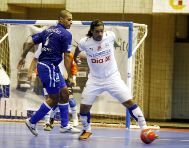 Betao vs Fernandao (Photo courtesy: AP Spain - LNFS)