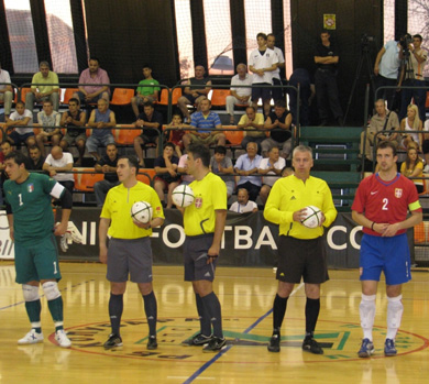 Italian captain Stefano Mammarella, referees Bogdanov, Radovic, Starcevic and serbian captain Marko Peric (Photo courtesy: Predrag Bajic)