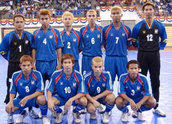 Thai National team (Photo courtesy: www.thaisoccerteam.net)